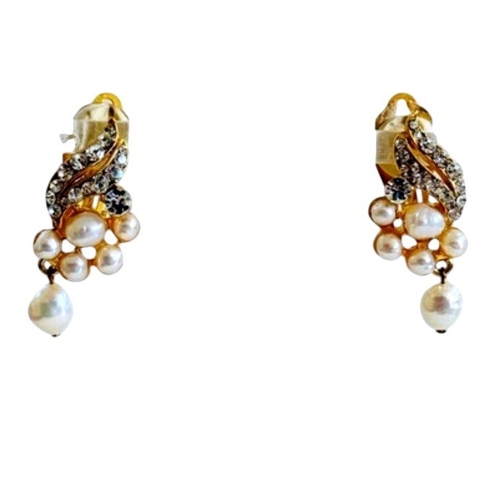 VTG Rhinestone baroque Pearl Earrings Gold Cabochon Clip Regal Dangle jeweled